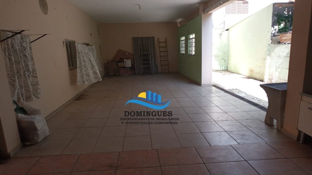 Prédio Comercial Centro de Boituva SP
