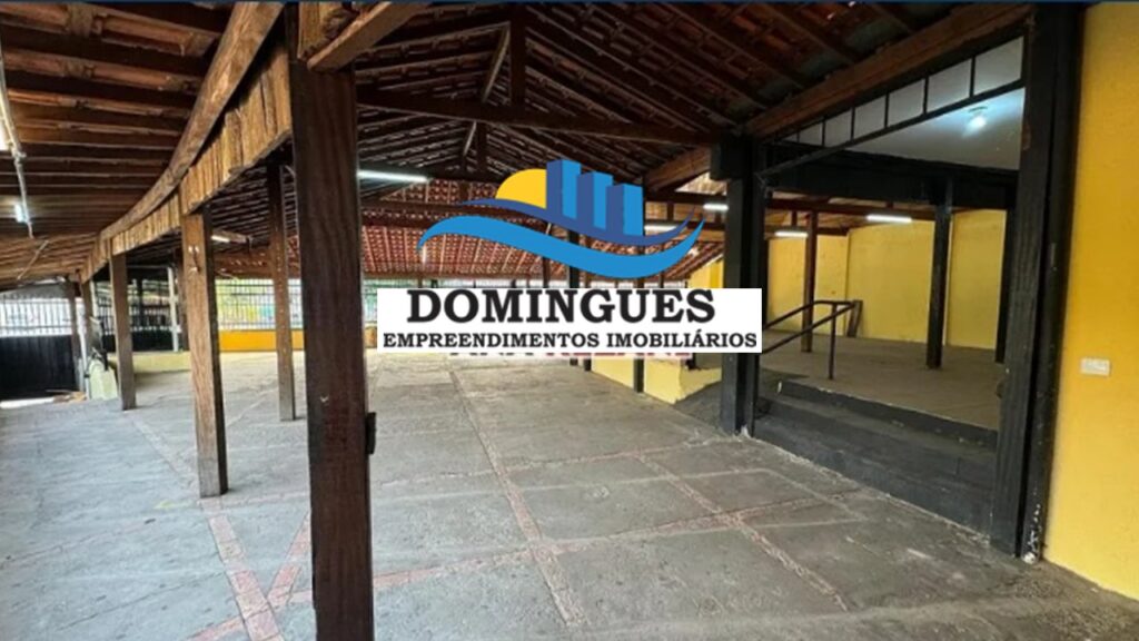 Prédio Comercial de 490m² de esquina Centro de Boituva SP