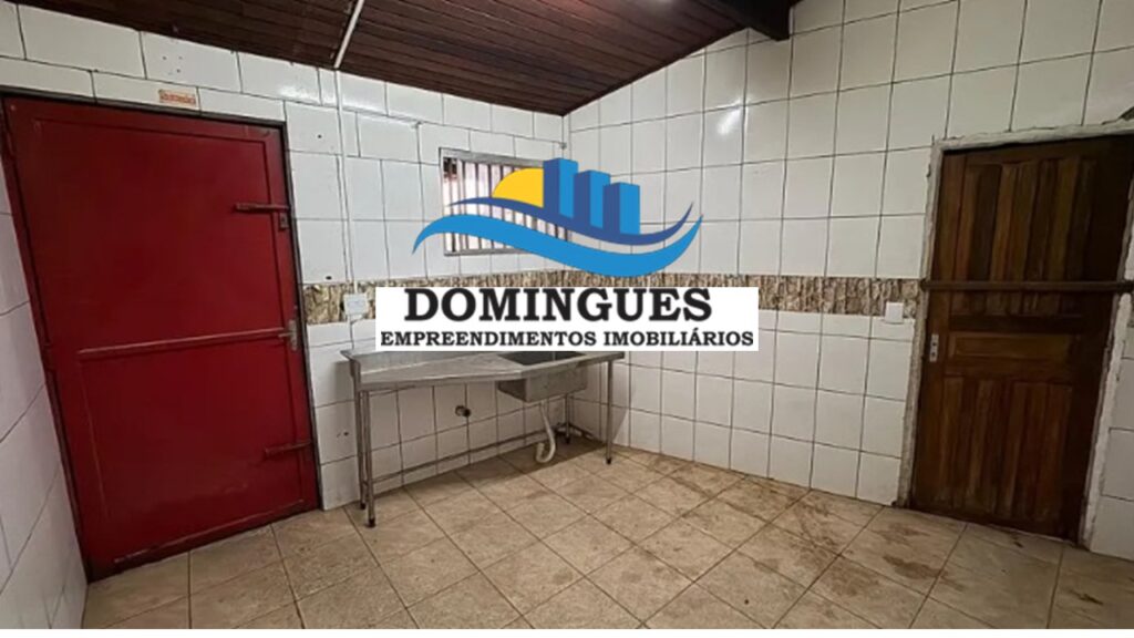 Prédio Comercial de 490m² de esquina Centro de Boituva SP