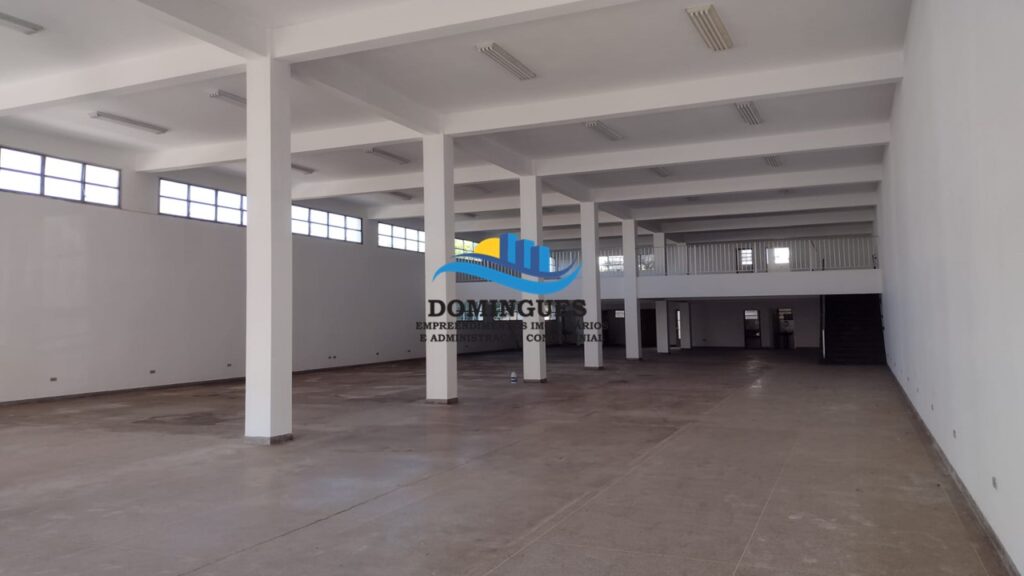 Salão Comercial de 641m² Centro de Boituva SP
